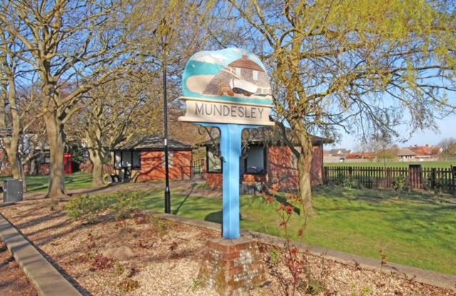Two Hoots Chalet Mundesley Buitenkant foto